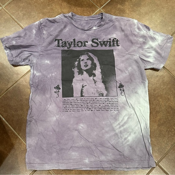 Taylor Swift Purple Speak Now T-Shirt - Picture 1 of 5